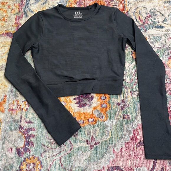 IVL Collective Digital Camo Workout Set - Picture 2 of 6